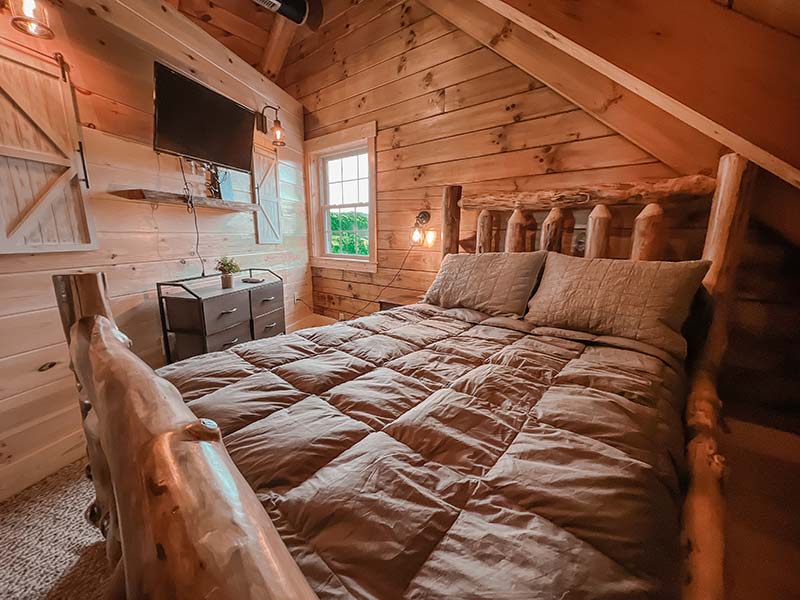 Ash Ridge Lodge - Bedroom